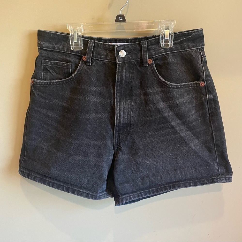 Zara Women's Size 8 Summer Denim Shorts Black